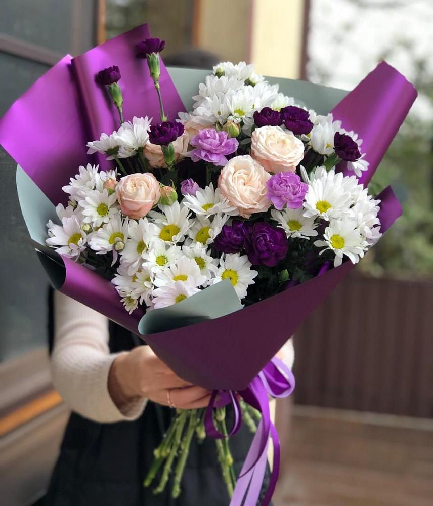 Букет цветов из: Хризантемы, Гвоздики и Розы в Решетниково