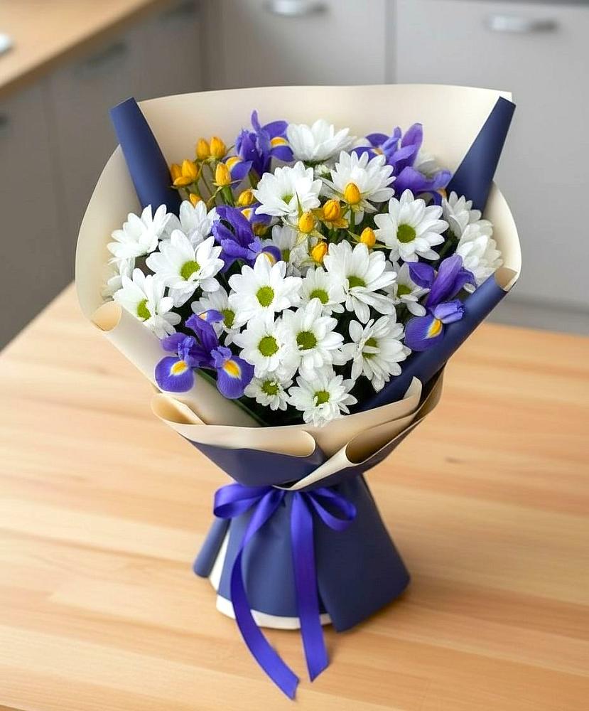 Букет цветов из: Розы, Ирисы и Хризантемы в Решетниково