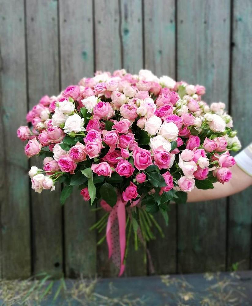 Букет Розовые кустовые розы Натали и Лав Лидия в Решетниково