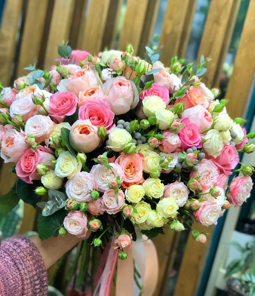 Букет цветов из: Розы в Решетниково