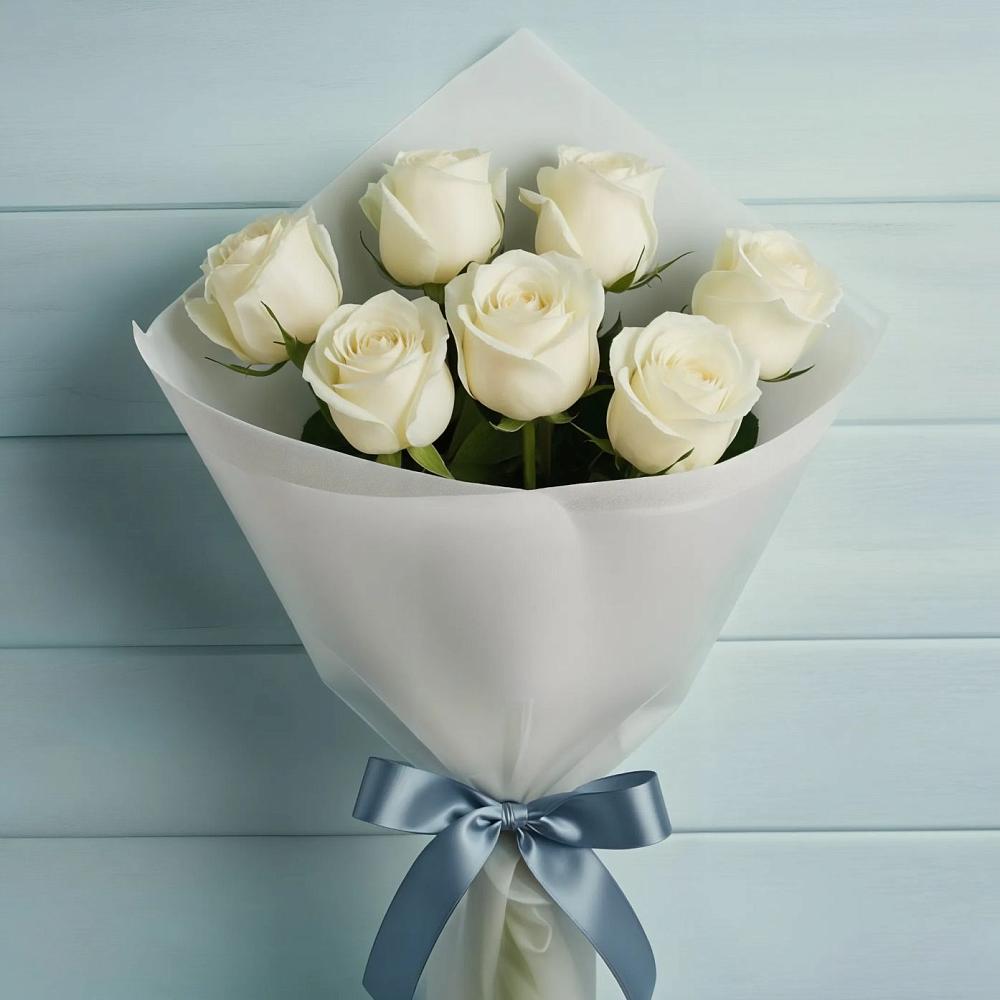 Букет 7 Белых роз Эдлесс Лав в Решетниково